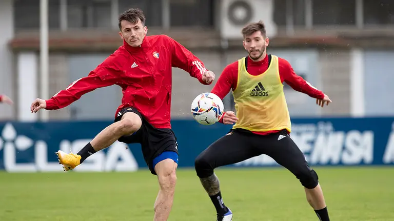 Ante Budimir junto a David García en Tajonar. CA Osasuna.