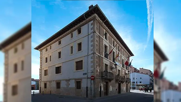 Imagen del exterior del Ayuntamiento de Villava AYUNTAMIENTO DE VILLAVA