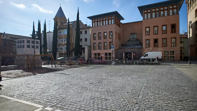 Plaza Compañía de Pamplona. MIGUEL OSÉS