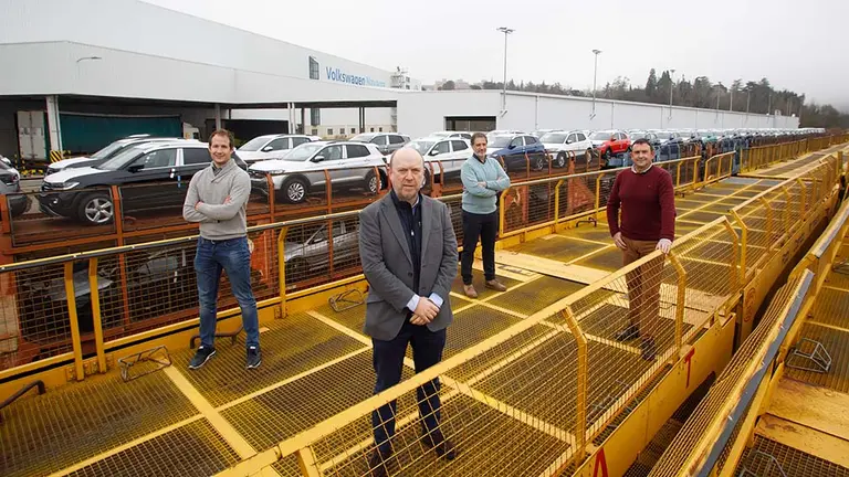 De izquierda a derecha Guillermo Ariz, Pablo Mendívil, Fernando Alves y Eduardo Sanz. VOLKSWAGEN NAVARRA