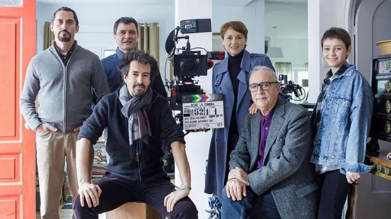 Rodaje en Pamplona de la película 'Desde la sombra' de Felix Viscarret, con Paco León y Leonar Watling. TORNASOL MEDIA