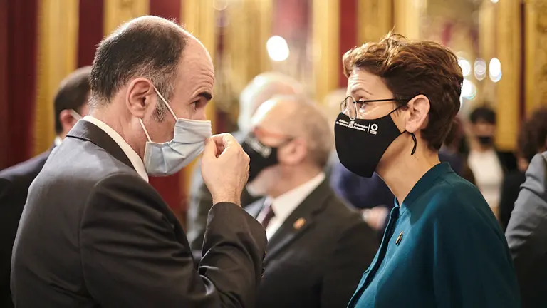 El nuevo consejero de Desarrollo Económico de Navarra, Mikel Irujo, toma posesión del cargo relevando al exconsejero Ayerdi, imputado por corrupción. PABLO LASAOSA