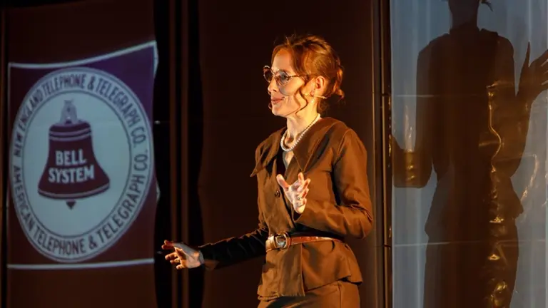 Imagen de una de las representaciones de la obra de teatro 'Yo quiero ser científica'. UPNA