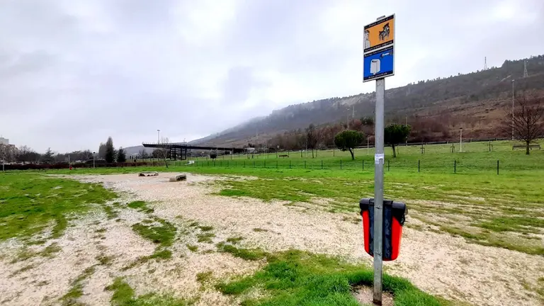 Una zona de esparcimiento canino ubicada en Pamplona. CEDIDA