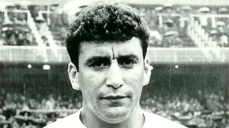 Enrique Pérez 'Pachín' en el estadio Santiago Bernabéu.
