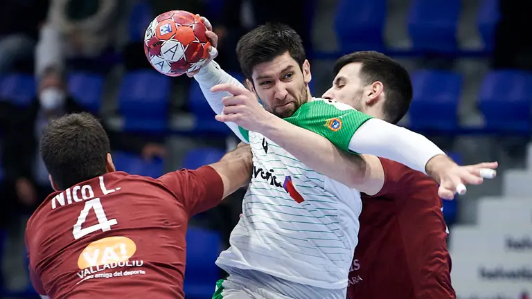 El Anaitasuna se enfrenta al Valladolid en Pamplona. PABLO LASAOSA