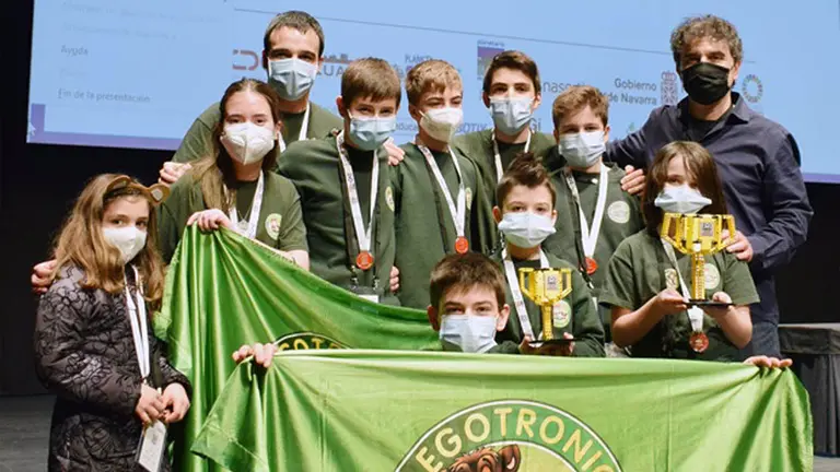 Legotronics Beavers, equipo de la Fundación MTorres, se ha alzado con triunfo en el torneo de Navarra de la First Lego League, el Primer Premio Fundación Scientia al Ganador.