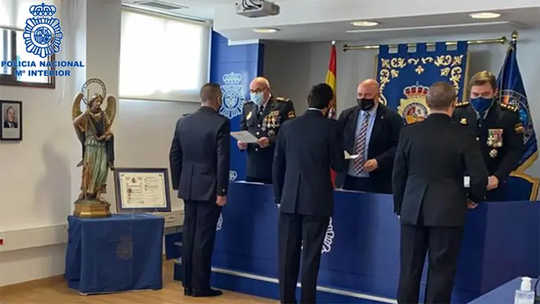 Seis nuevos inspectores de la Policía Nacional juran su cargo en Pamplona. POLICÍA NACIONAL