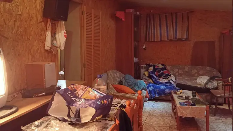 Imagen del interior de la finca en la que se encontraban los jóvenes. POLICÍA FORAL