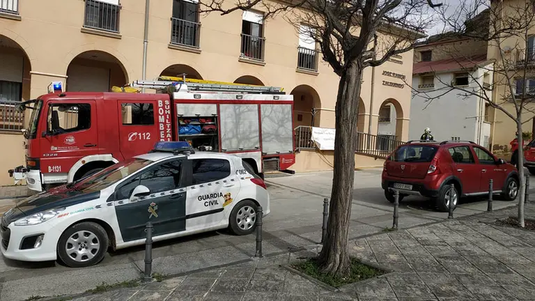 Desalojo de la residencia de ancianos de Caparroso por una posible fuga de gas.