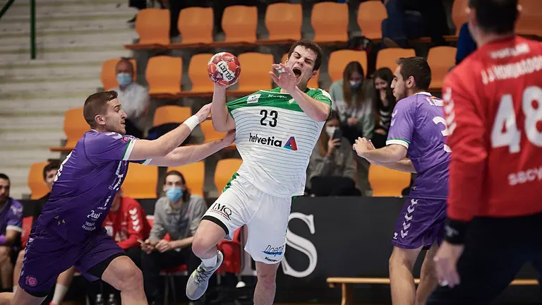 El Anaitasuna se enfrenta al Guadalajara en Pamplona. PABLO LASAOSA