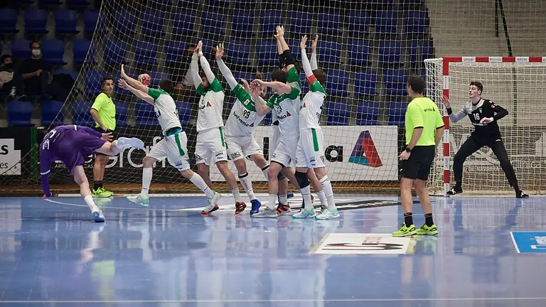 El Anaitasuna se enfrenta al Guadalajara en Pamplona. PABLO LASAOSA