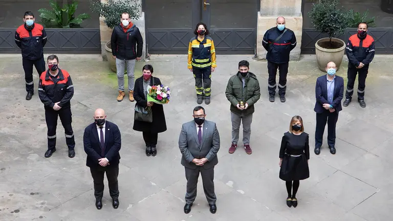 El vicepresidente Remírez ha presidido un acto en homenaje a los bomberos durante la celebración de su patrón. GOBIERNO DE NAVARRA