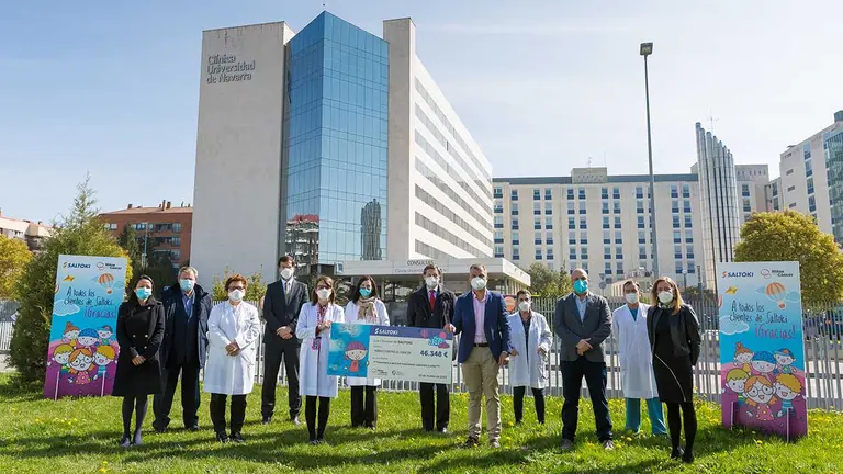 Saltoki dona más de 46.000 euros para luchar contra el cáncer infantil. CEDIDA