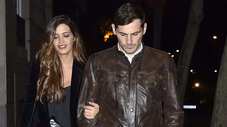 Sara Carbonero e Íker Casillas pasean en una imagen de archivo.