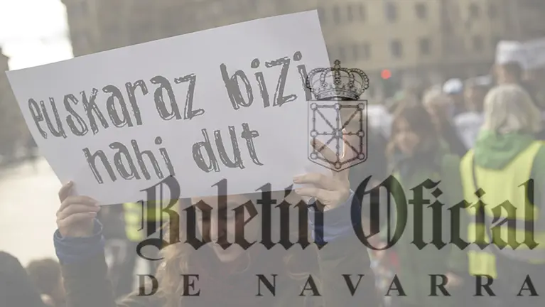 Manifestación convocada por Kontseilua bajo el lema Dad paso al Euskera. MIGUEL OSÉS