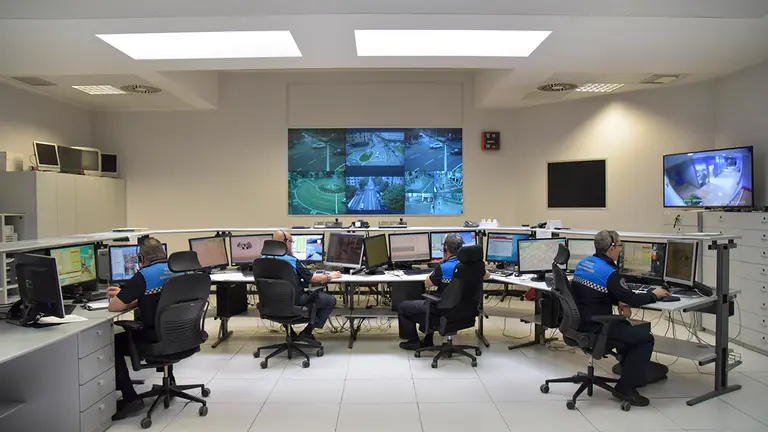 Centro de mando de la Policia Municipal de Pamplona. AYUNTAMIENTO DE PAMPLONA