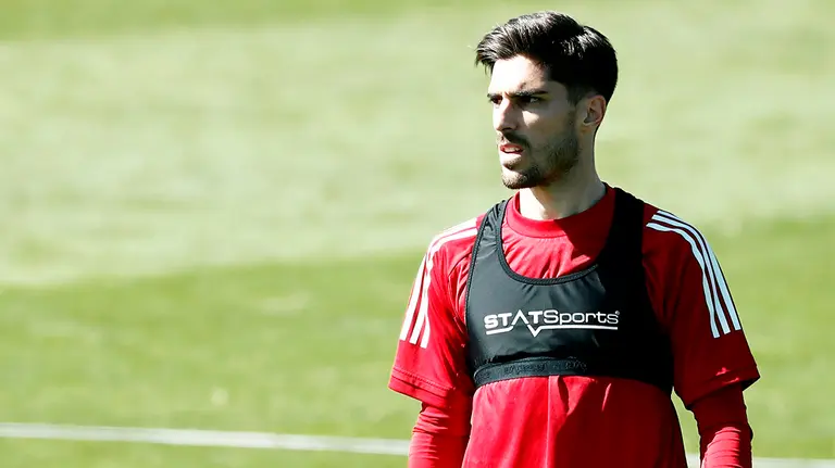 El jugador de Osasuna, Nacho Vidal durante un entrenamiento en Tajonar, el lateral rojillo afirma en una entrevista con Efe que quiere seguir en la entidad navarra mas años tras haber cumplido 100 partidos en el club, asegurando que lo primordial en este momento es mantenerse una año mas en la Liga Santander. La semana pasada ante el Huesca, Vidal cumplió 100 encuentros vistiendo la camiseta rojilla "un orgullo muy grande" para un futbolista que finaliza su contrato en junio del 2022.  EFE/ Jesús Diges