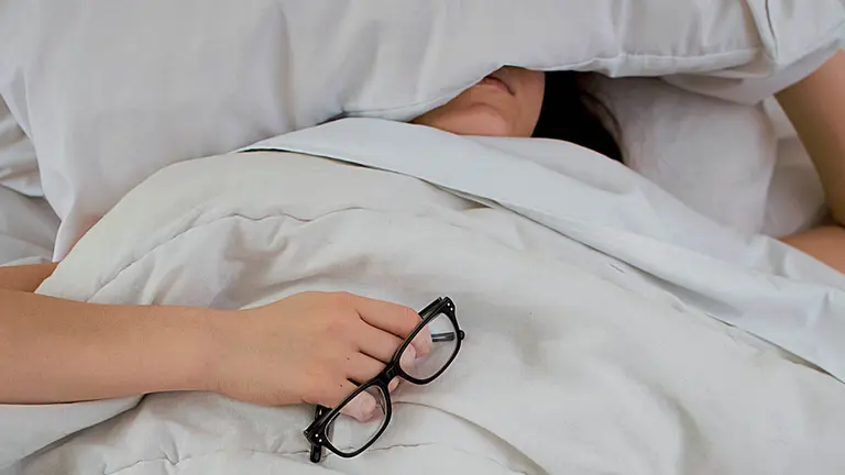 Una persona durmiendo. ARCHIVO