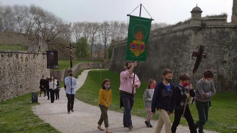 Imagen del acto público celebrado este jueves por la Cofradía de las Cinco Llagas. CEDIDA