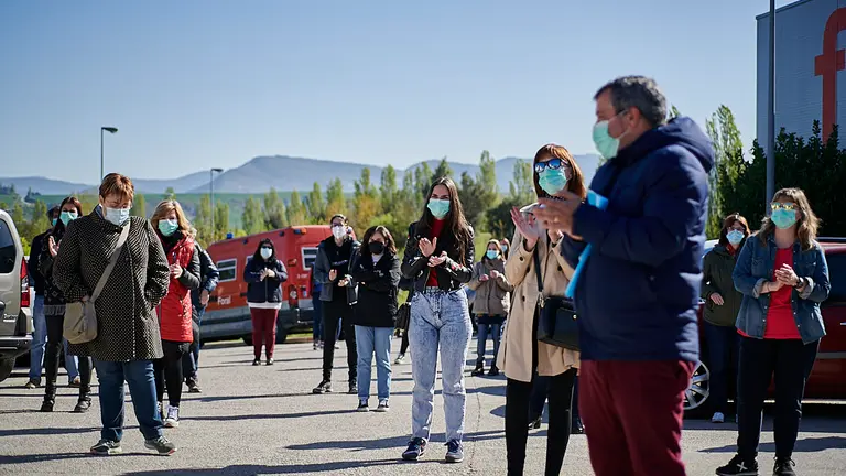 Representantes de los rastreadores de Navarra informan en rueda de prensa y se concentran en relación a los cambios que afectan a su plantilla y a "la efectividad de la lucha contra la pandemia". PABLO LASAOSA