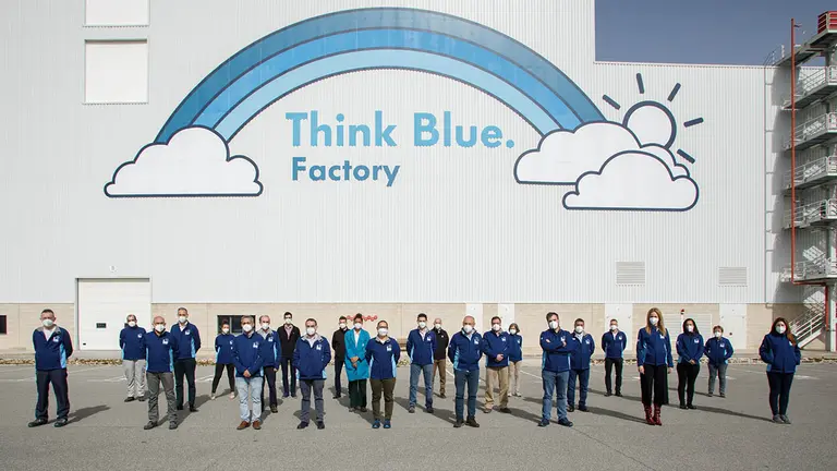 Equipo de Think Blue Factory de Volkswagen Navarra. VW