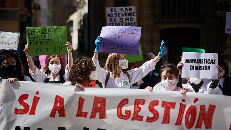 El comité de personal laboral del Ayuntamiento convoca una concentración de protesta contra cambios en el Servicio de Atención Domiciliaria. PABLO LASAOSA