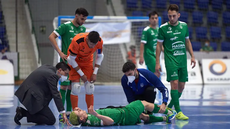 Partido entre Osasuna Xota y El Pozo Murcia jugado en el Pabellón Anaitasuna de Pamplona. MIGUEL OSÉS