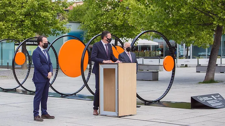 Acto de inauguración de la exposición. UPNA