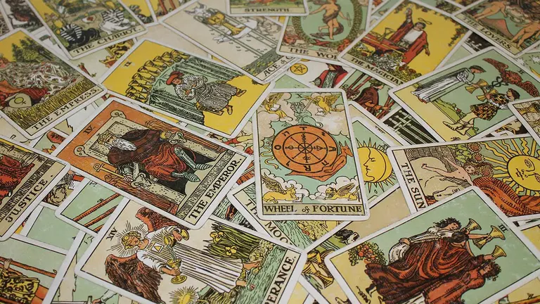 Cartas del tarot. ARCHIVO