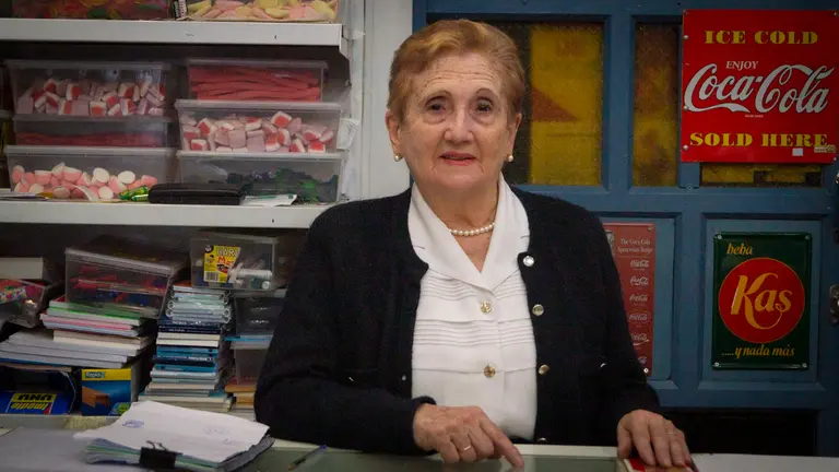 Tienda de Helados Fanny, en la calle Gayarre con Calle Sang&uuml;esa. MEGAN WALLS