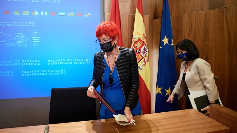 Rueda de prensa de la Ministra de salud Carolina Darias junto a la consejera de salud Santos Indurain tras el pleno telemático del Consejo Interterritorial del Sistema Nacional de Salud. MIGUEL OSÉS