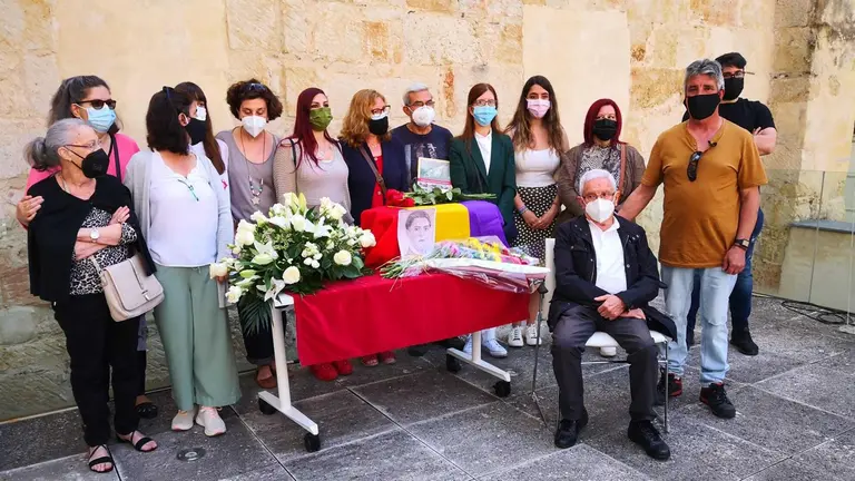 Acto de entrega de los restos de Ramón Haro Gómez. GOBIERNO DE NAVARRA