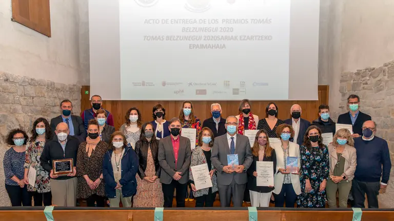 A: Jesús Caso
F: 04.06.2021
P: 
L: Pamplona. 
T: Entrega de los premios Tomás Belzunegui. Condestable.