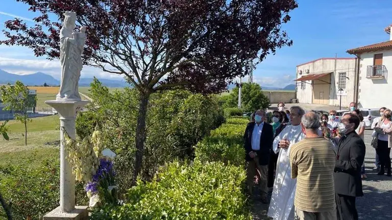 Inauguración de la Virgen del Lirio en Paternáin. CEDIDA