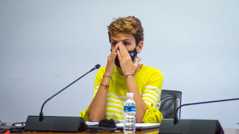 La presidenta del Gobierno de Navarra, María Chivite, informa sobre el 'acuerdo por el transporte ferroviario en Navarra' durante la comisión del Parlamento de Navarra. MEGAN WALLS