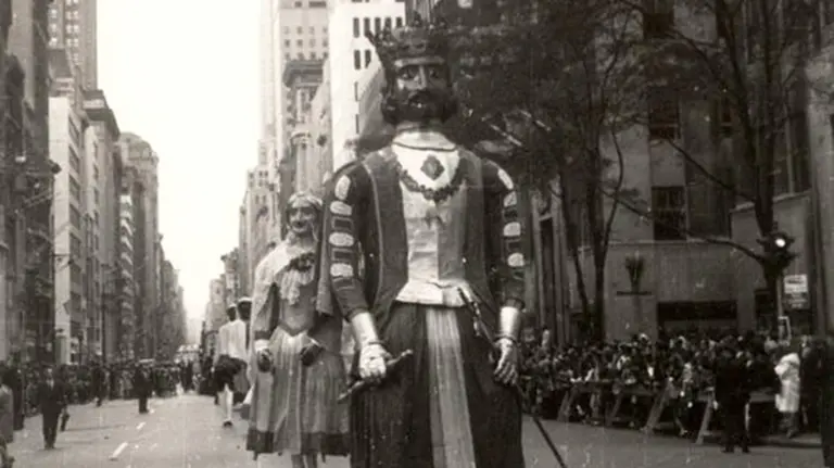 Los Gigantes de Pamplona en Nueva York. Foto Arazuri - Larrión.