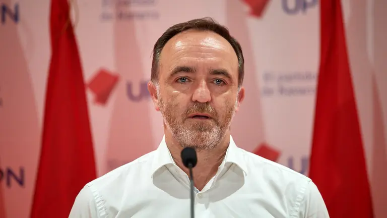 El presidente de UPN, Javier Esparza, interviene en la asamblea general de afiliados. MIGUEL OSÉS