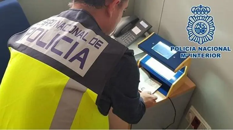 Policía Nacional en operación. POLICÍA NACIONAL