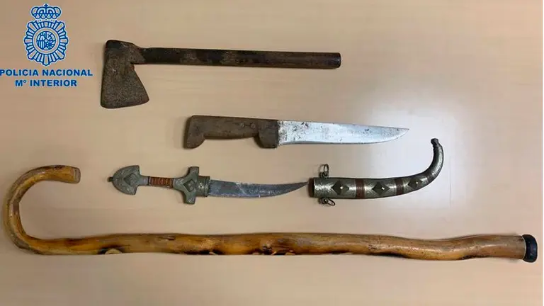 Armas incautadas por la Policía Nacional en la furgoneta. POLICÍA NACIONAL