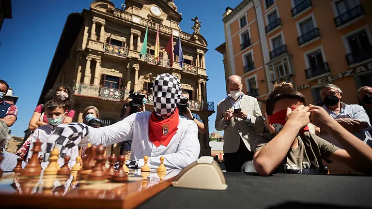 Inicio del campeonato San Fermín Mundial de Ajedrez. PABLO LASAOSA