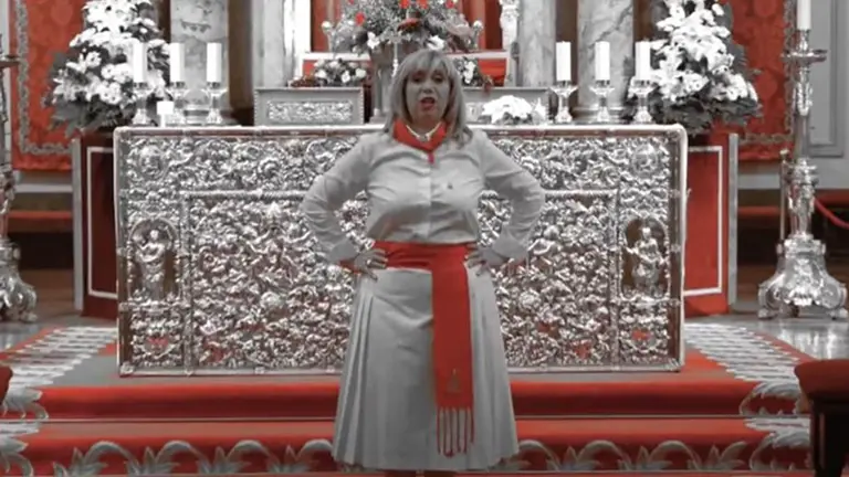 La jotera Laly Jausoro en la iglesia de San Lorenzo. CEDIDA