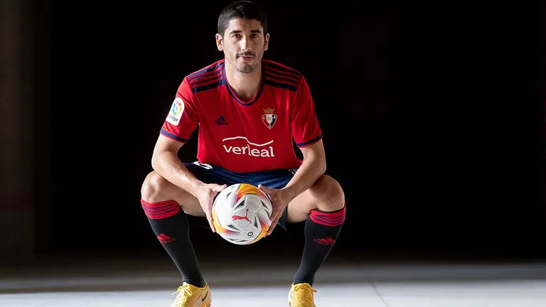 Cote ficha por Osasuna para las dos próximas temporadas. OSASUNA
