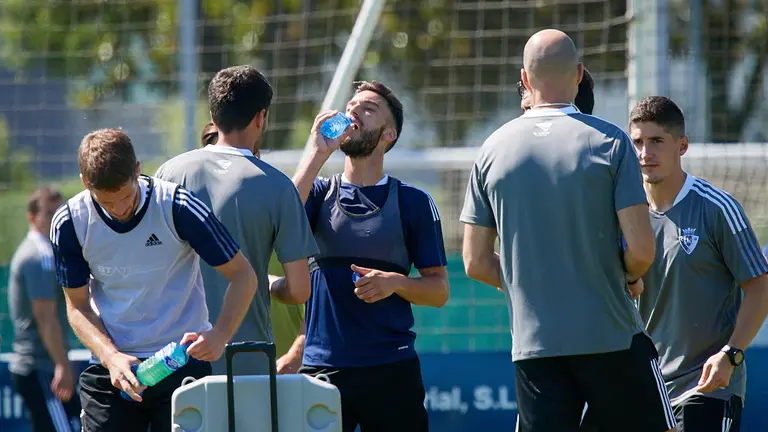 Entrenamiento de Osasuna en las instalaciones de Tajonar. MIGUEL OSÉS