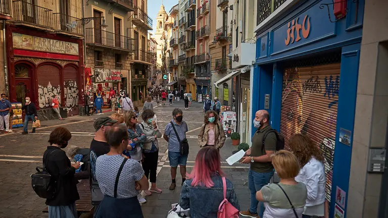 Visitas guiadas literarias sobre San Fermín organizadas por el Ayuntamiento de Pamplona. PABLO LASAOSA