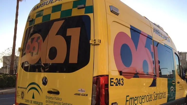 Ambulancia del servicio de emergencias sanitarias. EUROPA PRESS