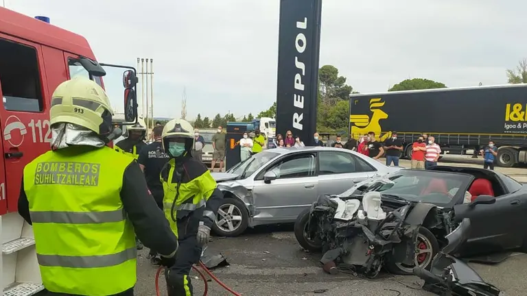 Colisión de tres vehículos en Tudela. BOMBEROS DE NAVARRA