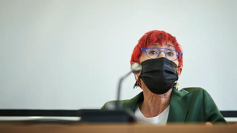 La consejera de Salud, Santos Induráin, informa de nuevas medidas frente al Covid-19 ante el repunte de casos en los jóvenes. PABLO LASAOSA