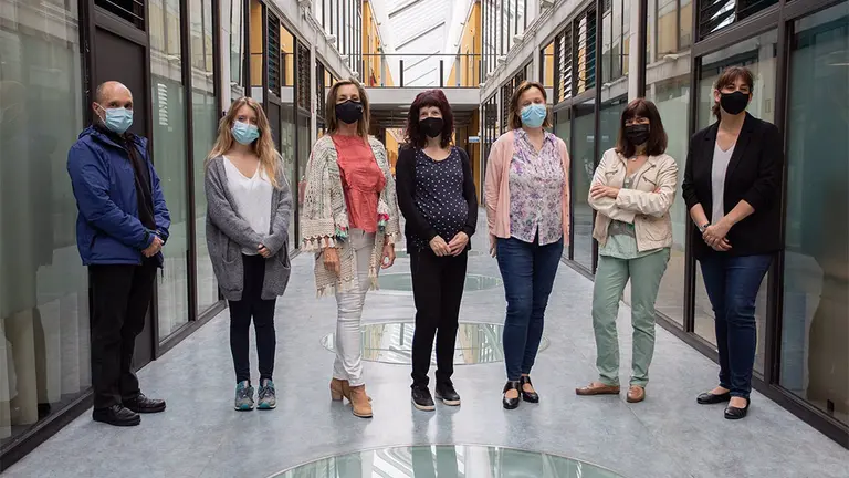 23-06-2021 El equipo investigador autor del artículo posa en el campus de Arrosadia de la UPNA. De izda. A dcha., Francisco C. Ibañez, Paula Domínguez Lacueva, María José Beriain, Maite M. Aldaya, Mar Rubio Varas, Beatriz Soret y María Teresa Murillo-Arbizu
ESPAÑA EUROPA NAVARRA SOCIEDAD
UPNA

