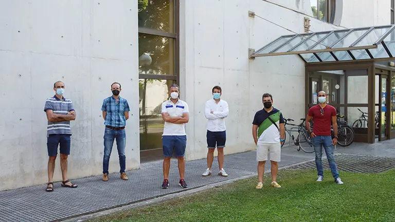 De izquierda a derecha, los investigadores de la UPNA Iñigo Ederra, Juan Carlos Iriarte, Carlos Quemada, Javier Chocarro, Jorge Teniente y Dayan Pérez. UPNA